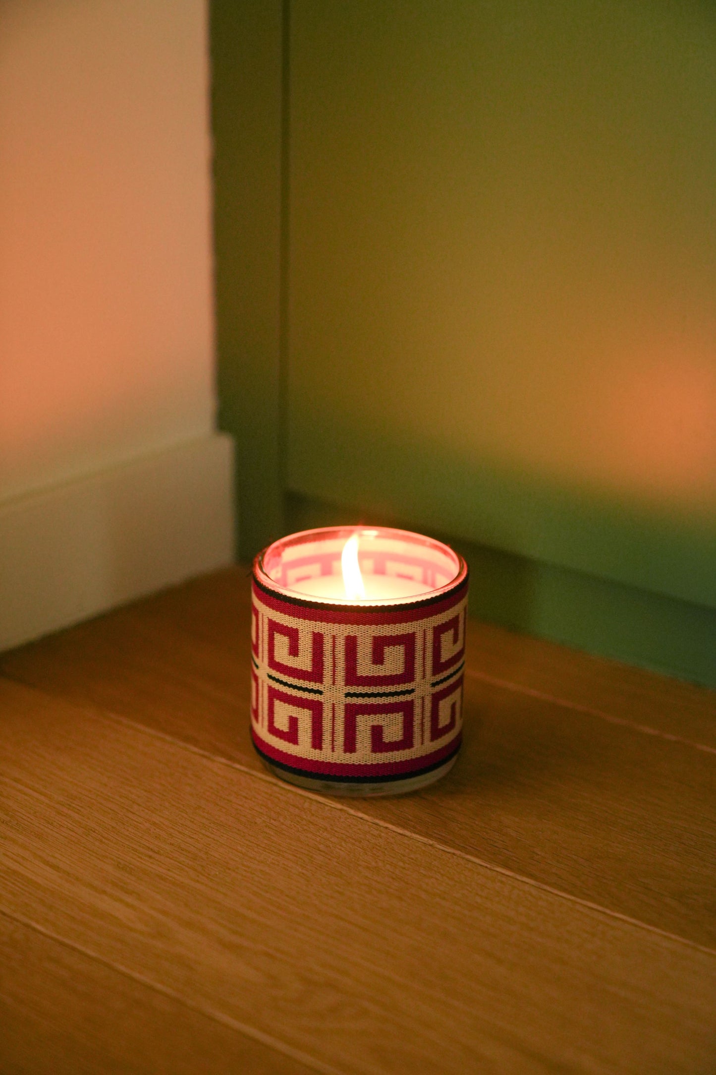 Colonia Candle
